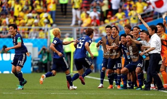 估他在国际