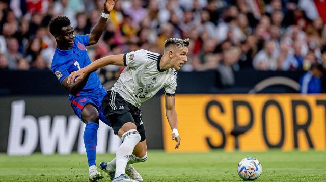 的中场注入 的中场注入