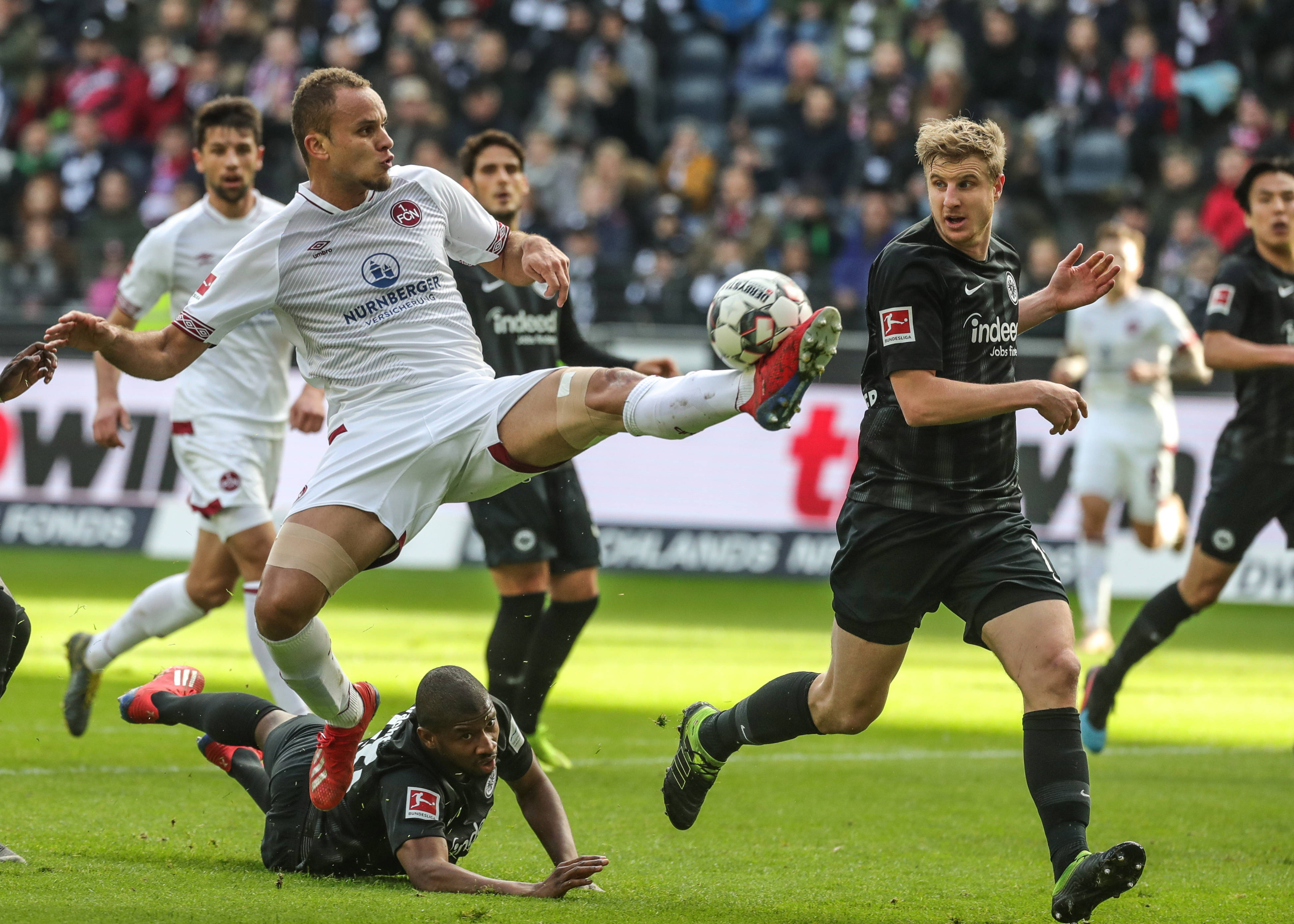 皇马三连冠 皇马三连冠