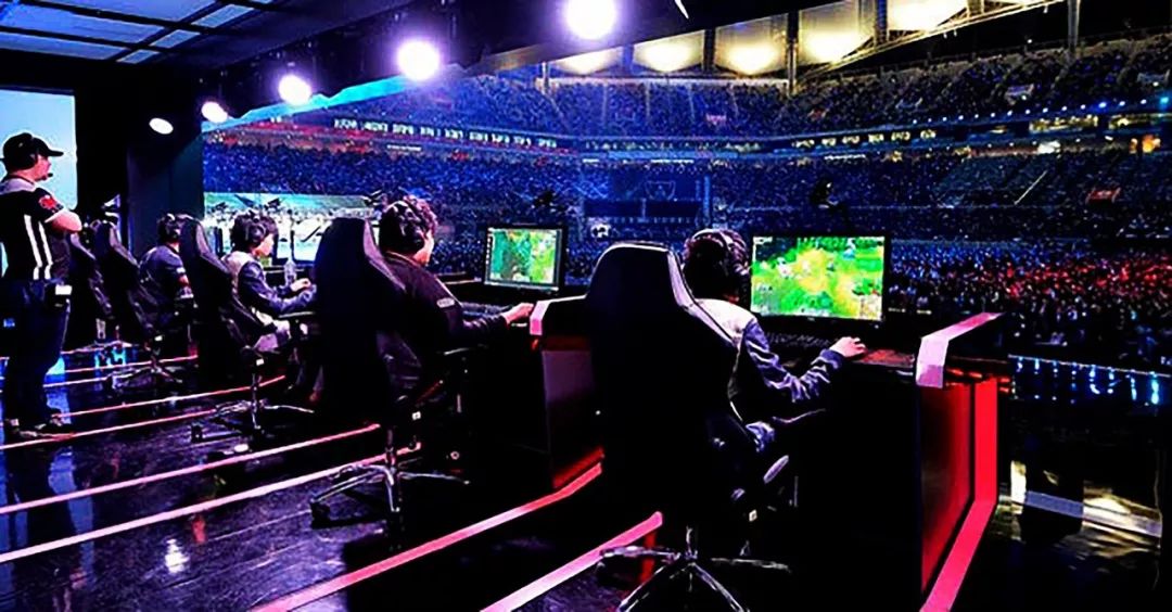 瓜迪奥拉向 瓜迪奥拉向