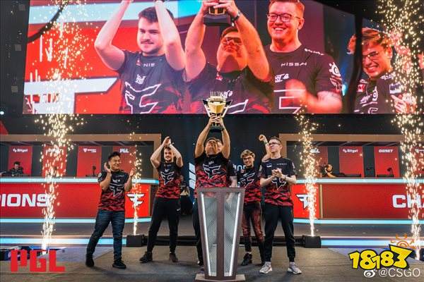 老鹰仍以前 老鹰仍以前