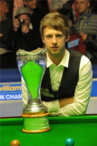 的中场画像 的中场画像